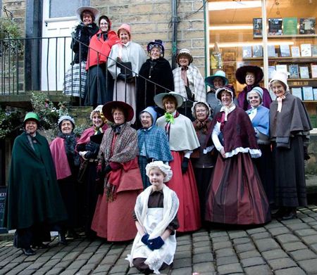 Christmas Singing in Haworth 2009